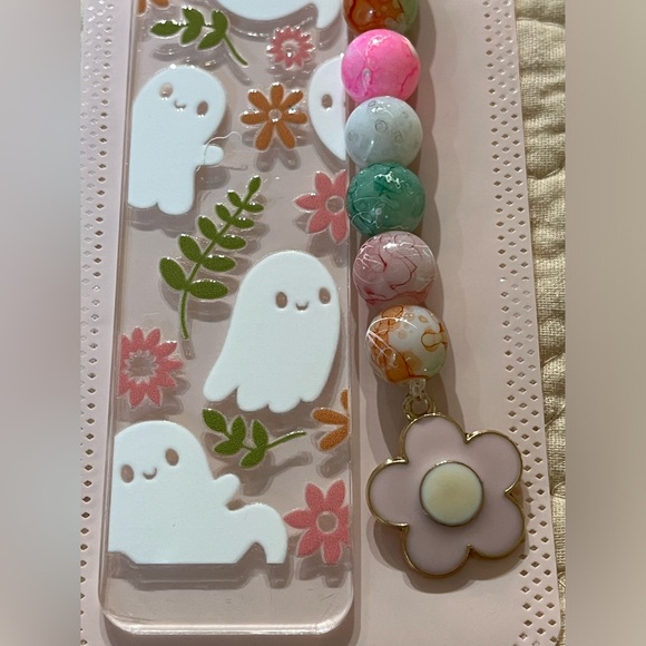 Acrylic bookmark with ghost design. - Picture 4 of 7